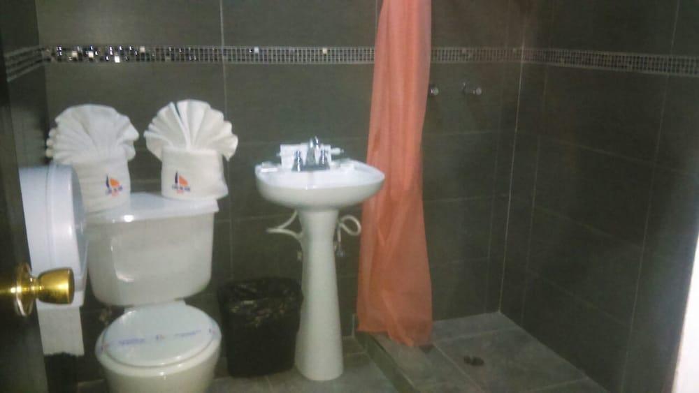 Hotel Los Altos ติฮัวนา ภายนอก รูปภาพ