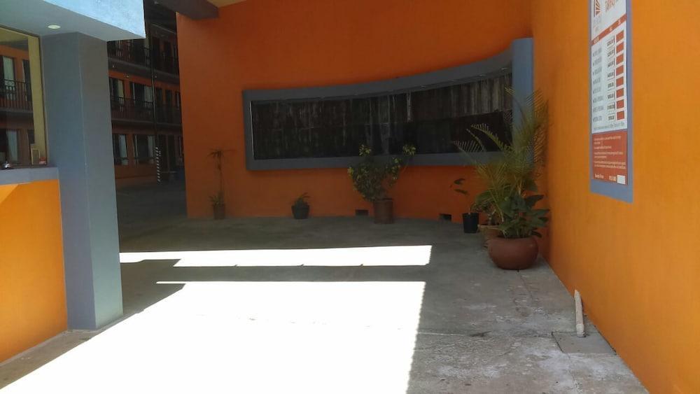 Hotel Los Altos ติฮัวนา ภายนอก รูปภาพ