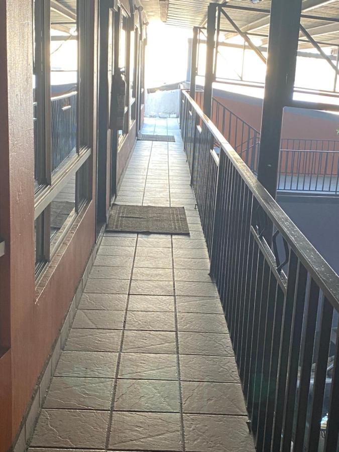 Hotel Los Altos ติฮัวนา ภายนอก รูปภาพ